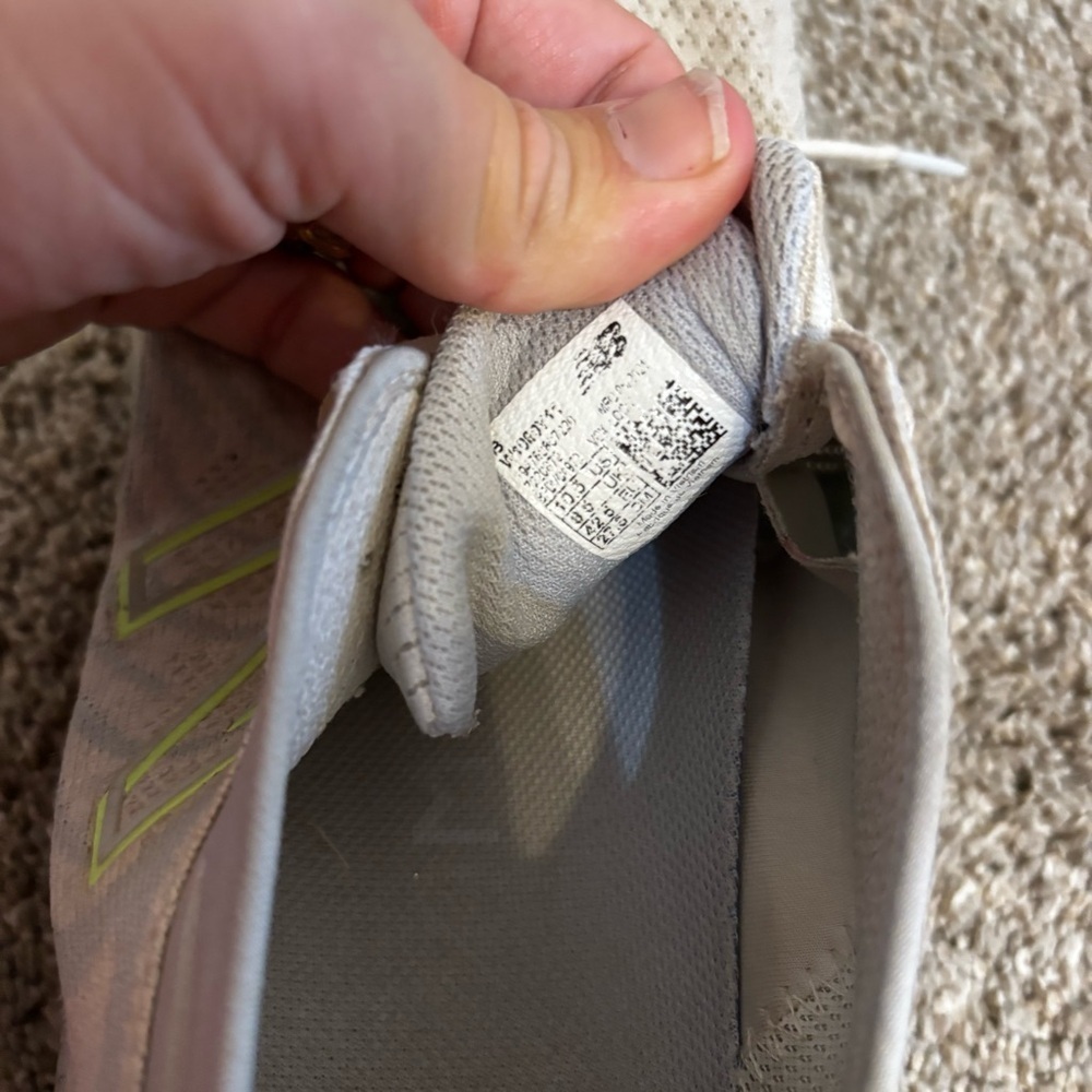 New Balance Women Fresh Foam 1080v11 running shoes White Bleached Lime Glow 10.5 - Picture 7 of 7
